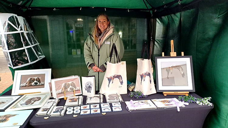 Meet portrait artist Georgina at Bicester Market every Friday