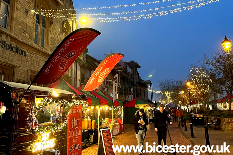Bicester Christmas light switch on at Market Square
